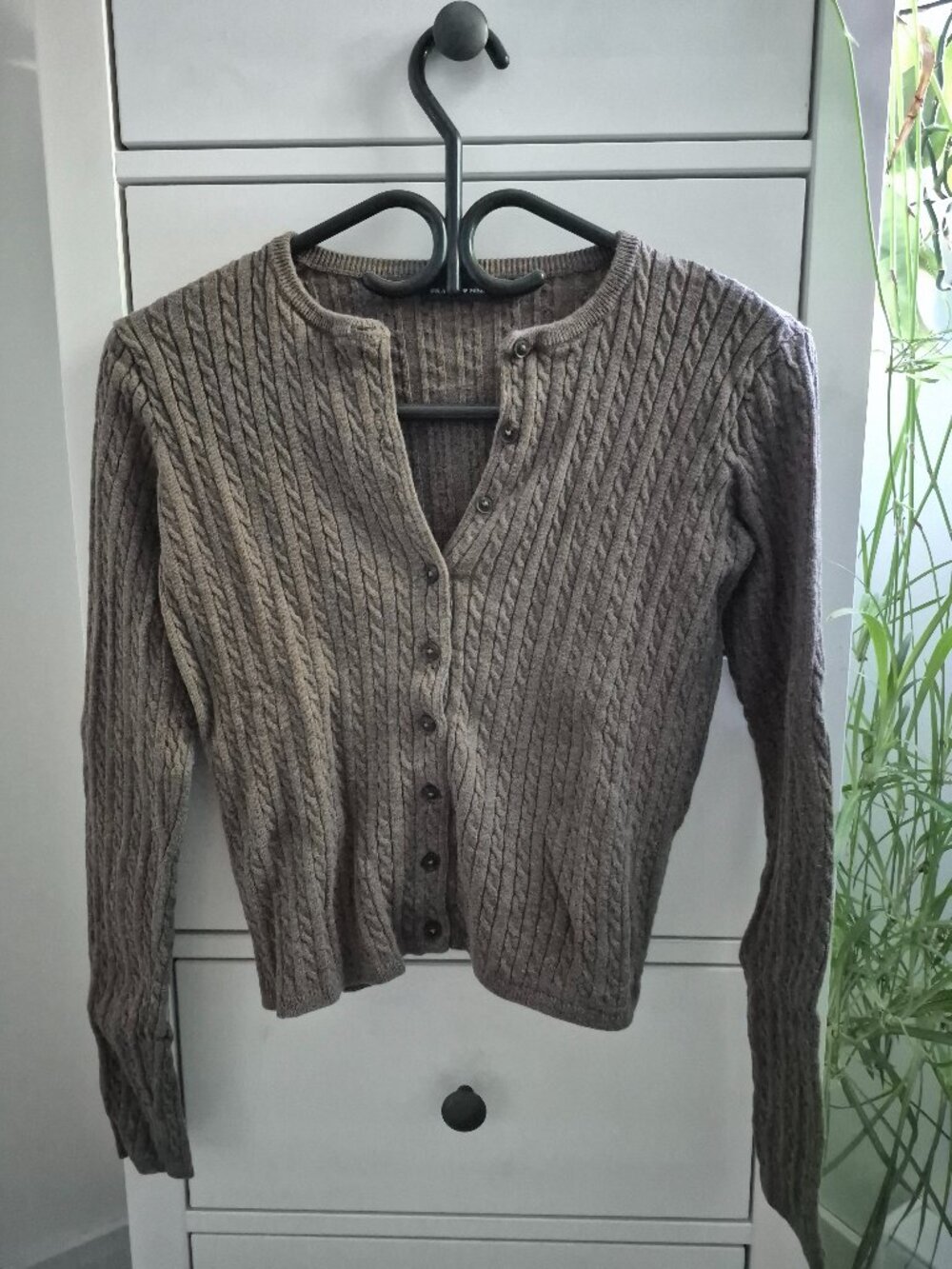 BRANDY MELVILLE CARDIGAN